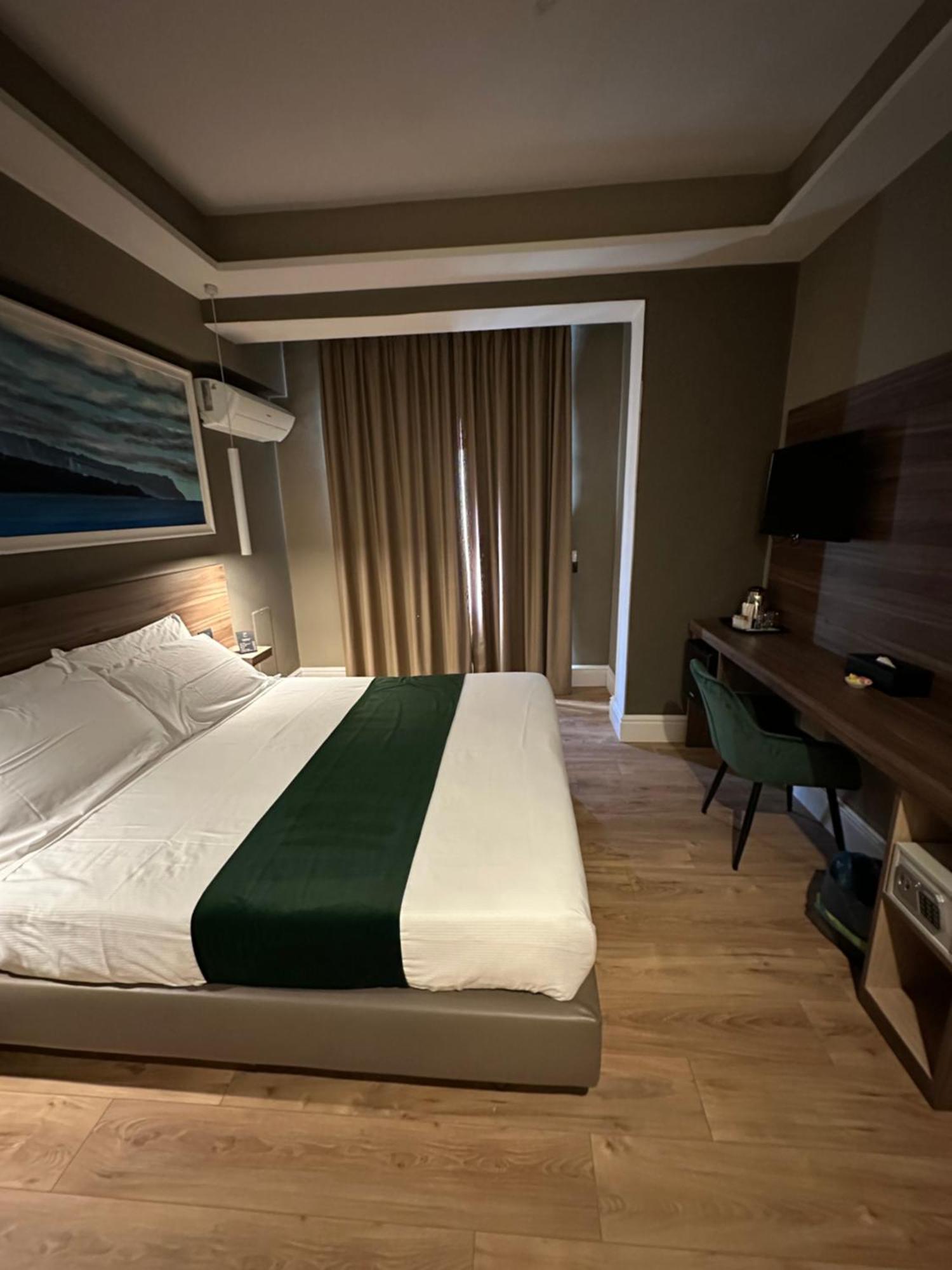 7th Floor Suite Napels Buitenkant foto